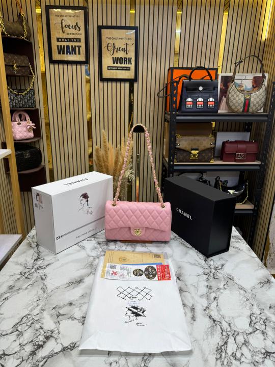 Chanel classic flap (pink)
