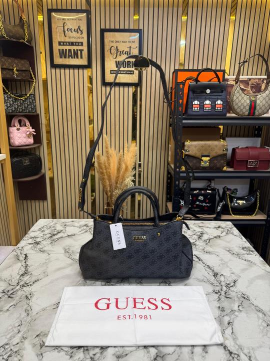 Guess small dome (white)