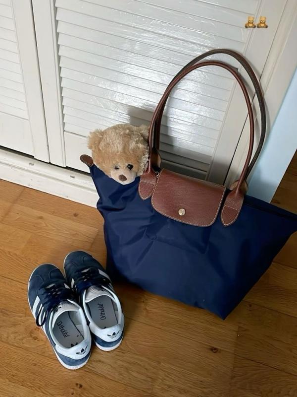 Longchamp: Le Pliage Original Shoulder Bag (Large)Navy blue